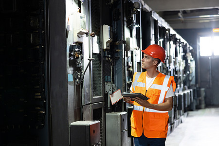 机房安装与网络工程施工指南 素材、模板与实施要点